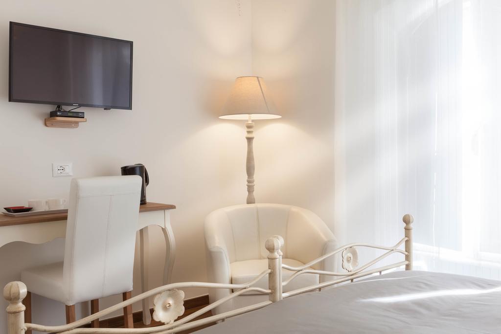 Donna Margherita Rome Suite & Rooms Exterior photo