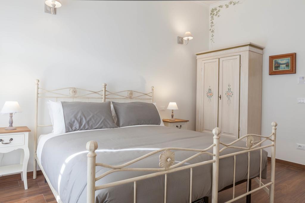 Donna Margherita Rome Suite & Rooms Exterior photo