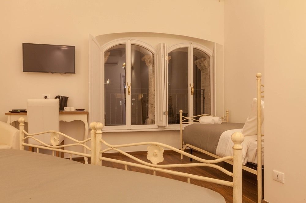 Donna Margherita Rome Suite & Rooms Exterior photo